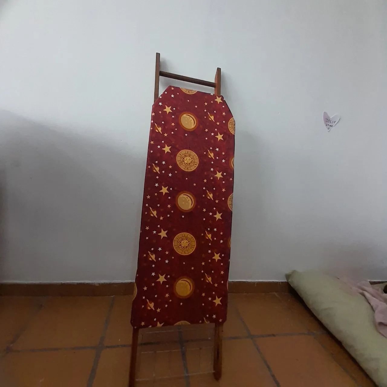 Tábua de passar roupas - Foto 3