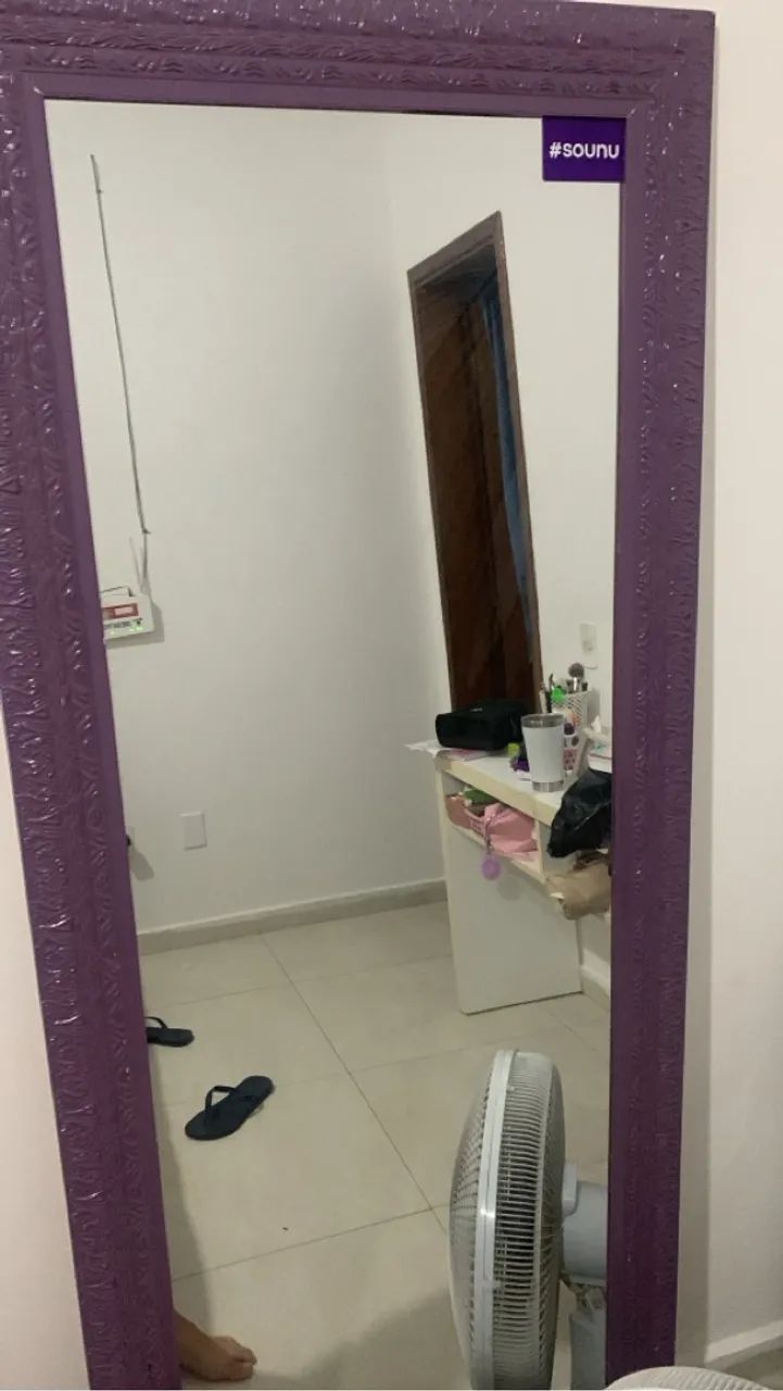 Espelho Decorativo com Moldura Rústica