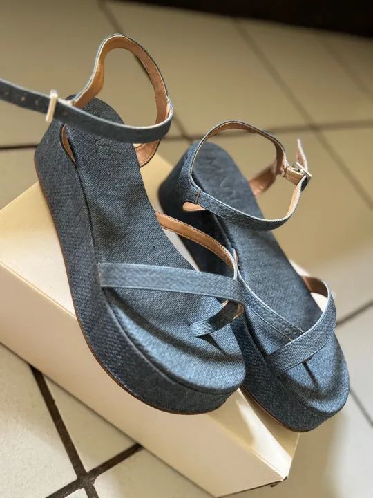 Sandália plataforma jeans azul TAM 38 calça 37.  - Foto 4