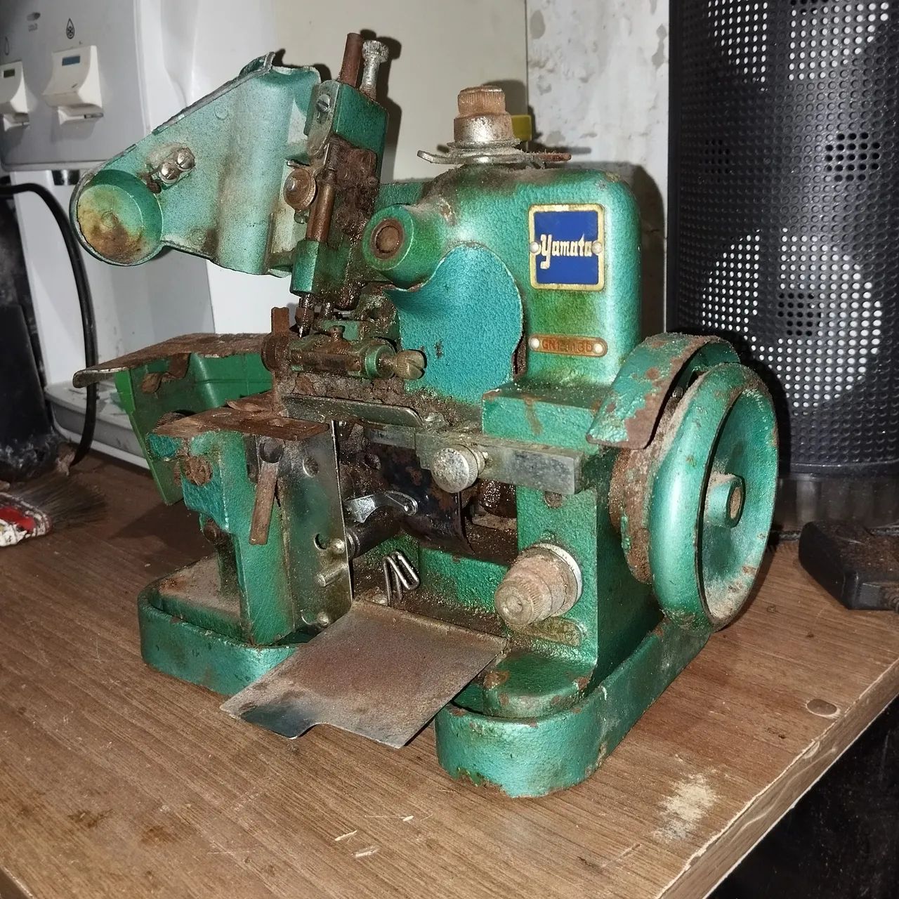 Máquina de Costura overlock Yamato - Foto 2