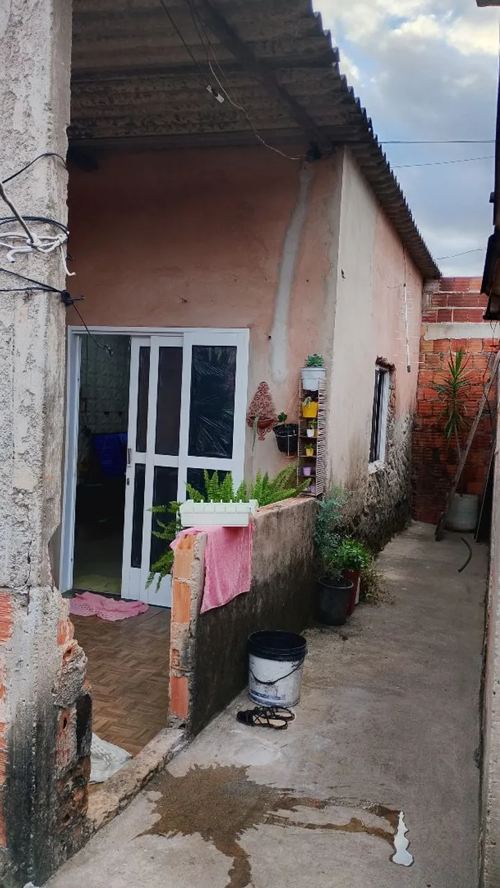 Vende-se esta casa.
