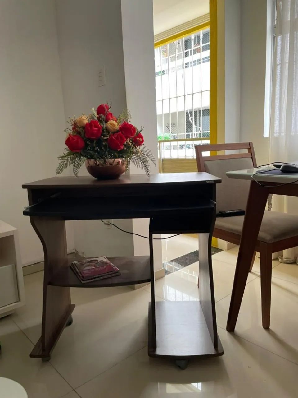 Mesa de computador65580462388993121