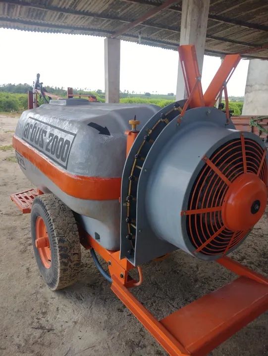 Carreta pulverizadora Arbus 2000 - Foto 4