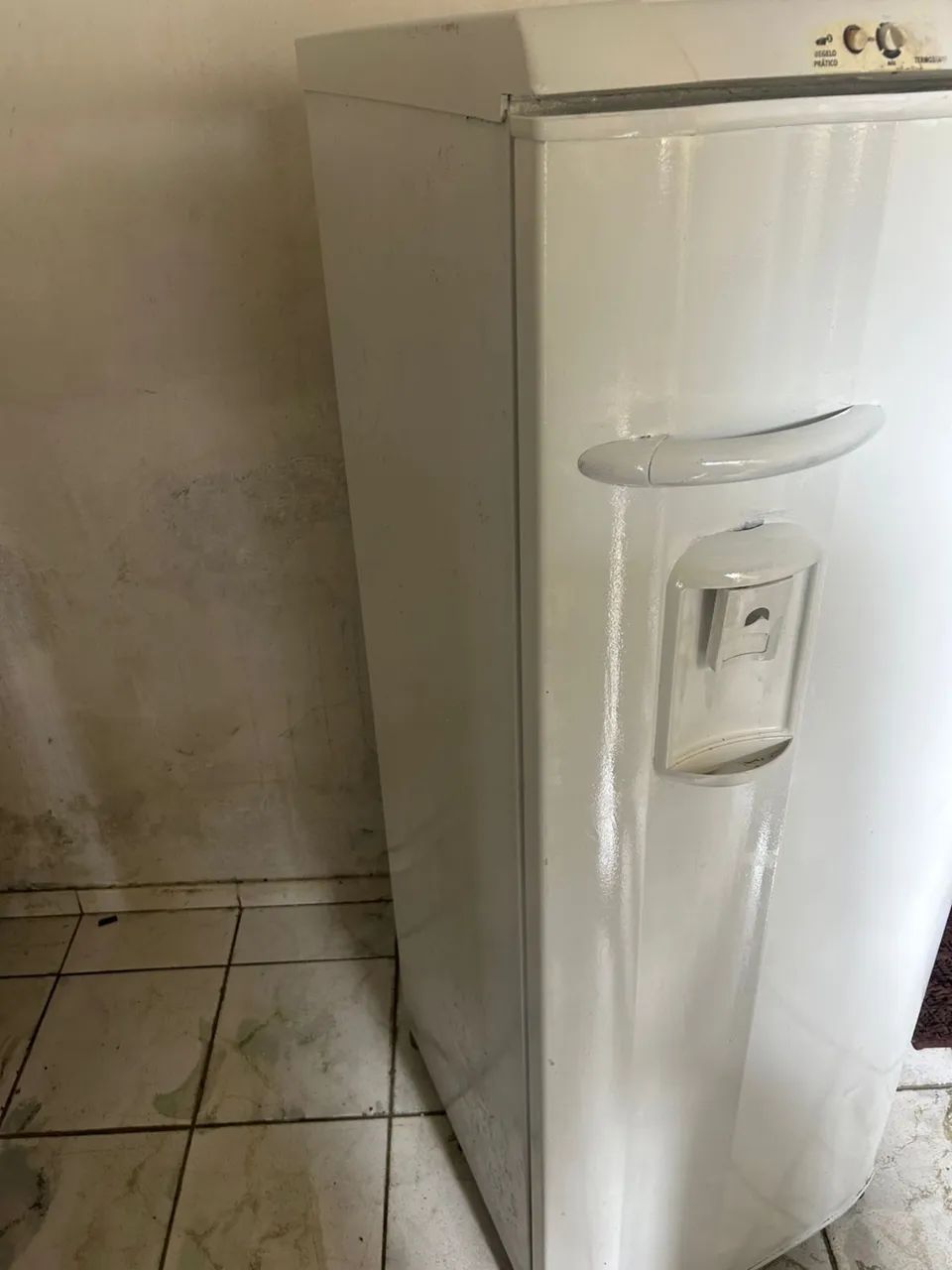 Geladeira Eletrolux (Frete grátis)