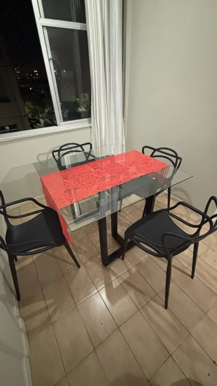 MESA DE JANTAR COM 4 CADEIRAS - Foto 4