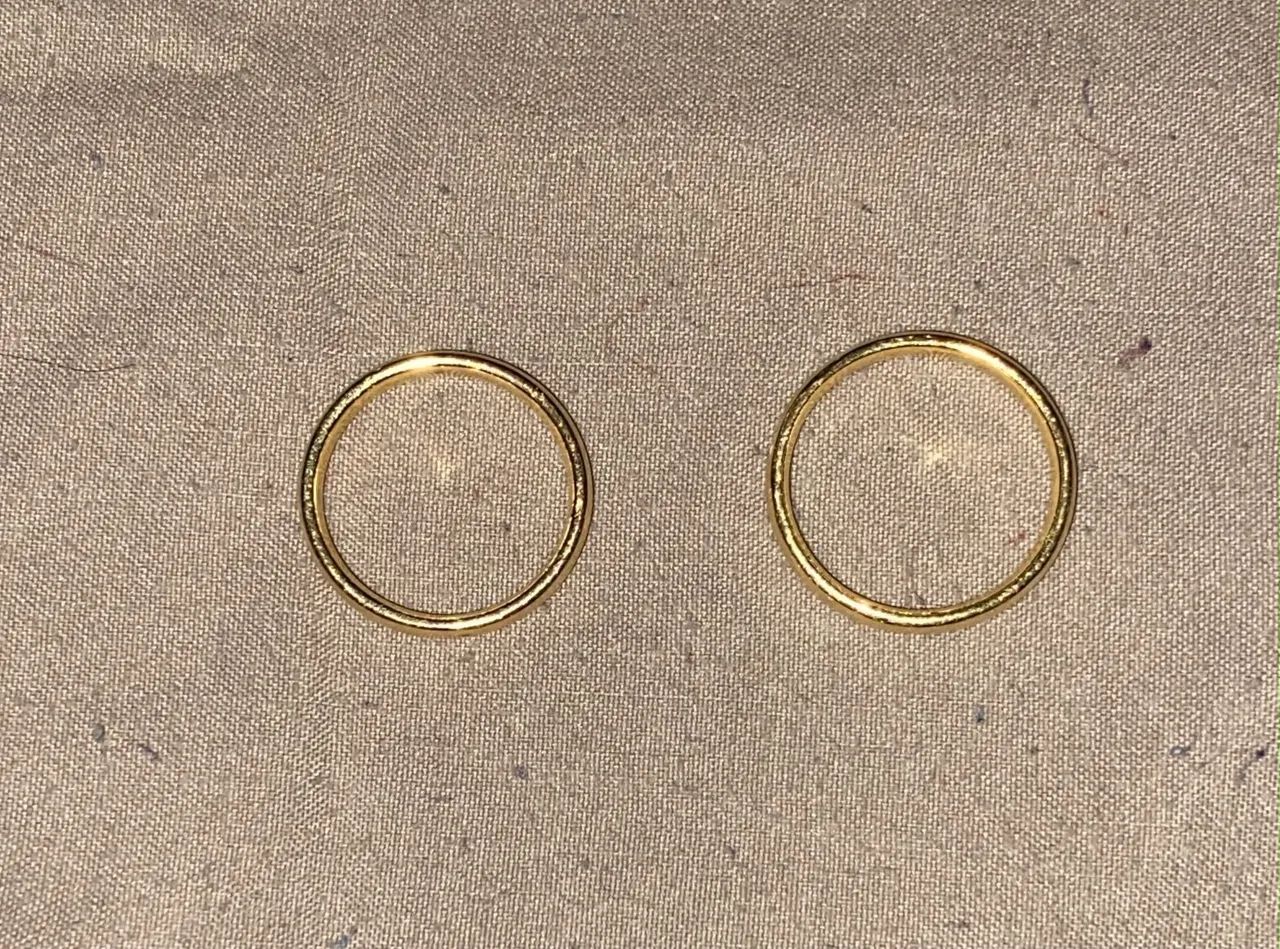 2 Alianças de Ouro 2mm 18k Vivara
