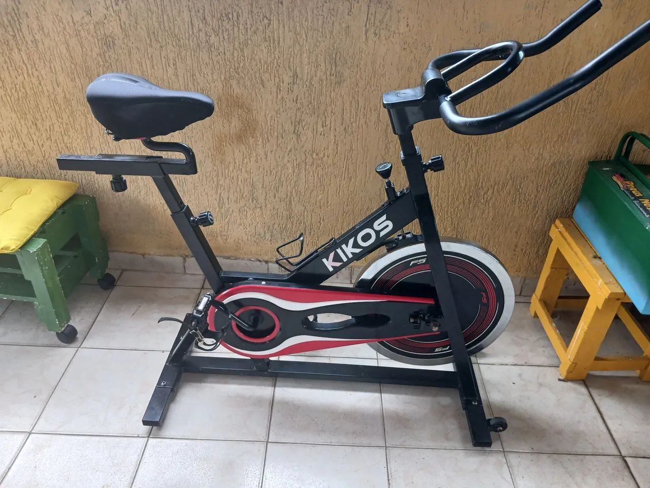 Bicicleta ergometrica spinning 