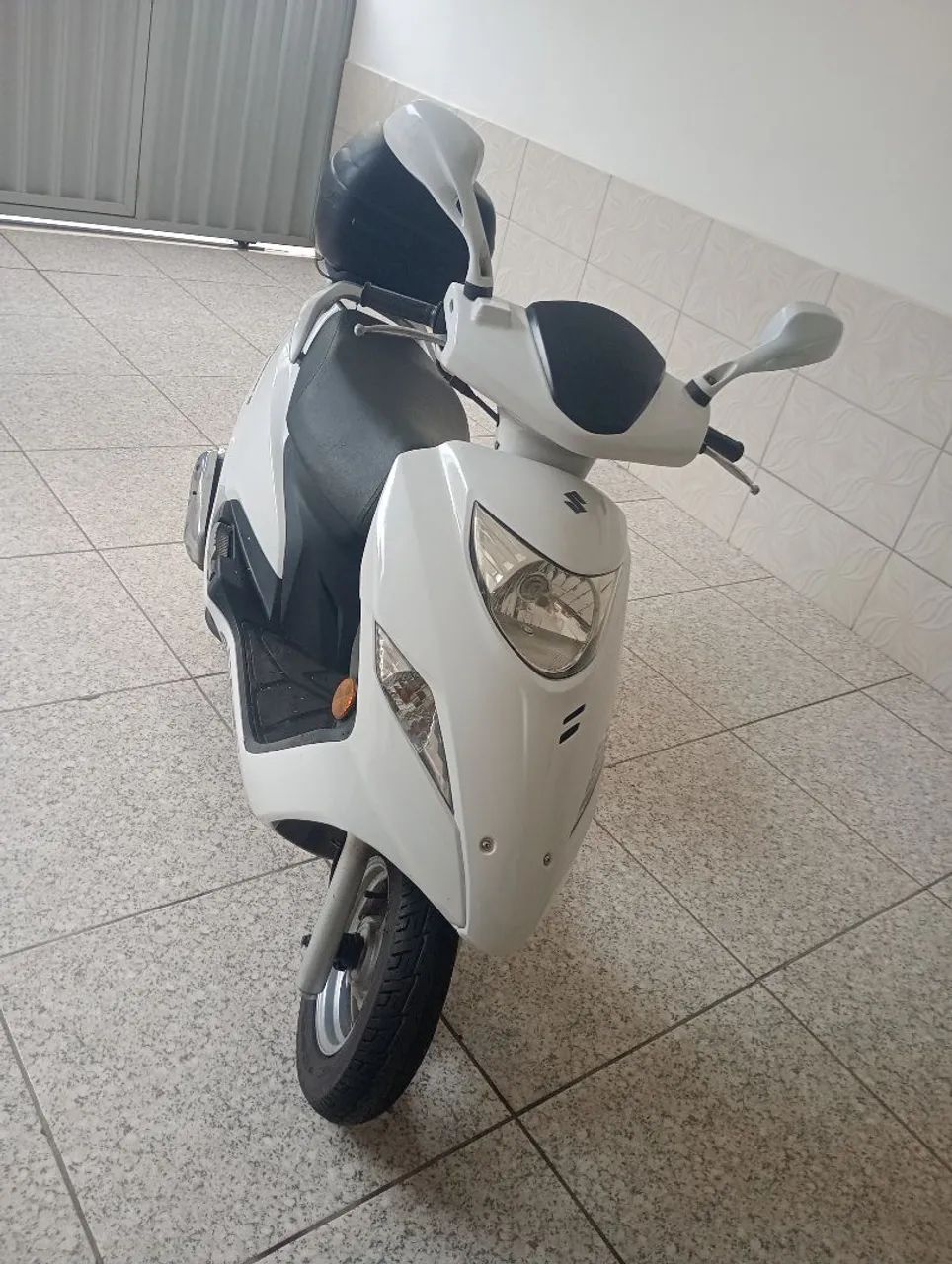 Suzuki Burgman 2012