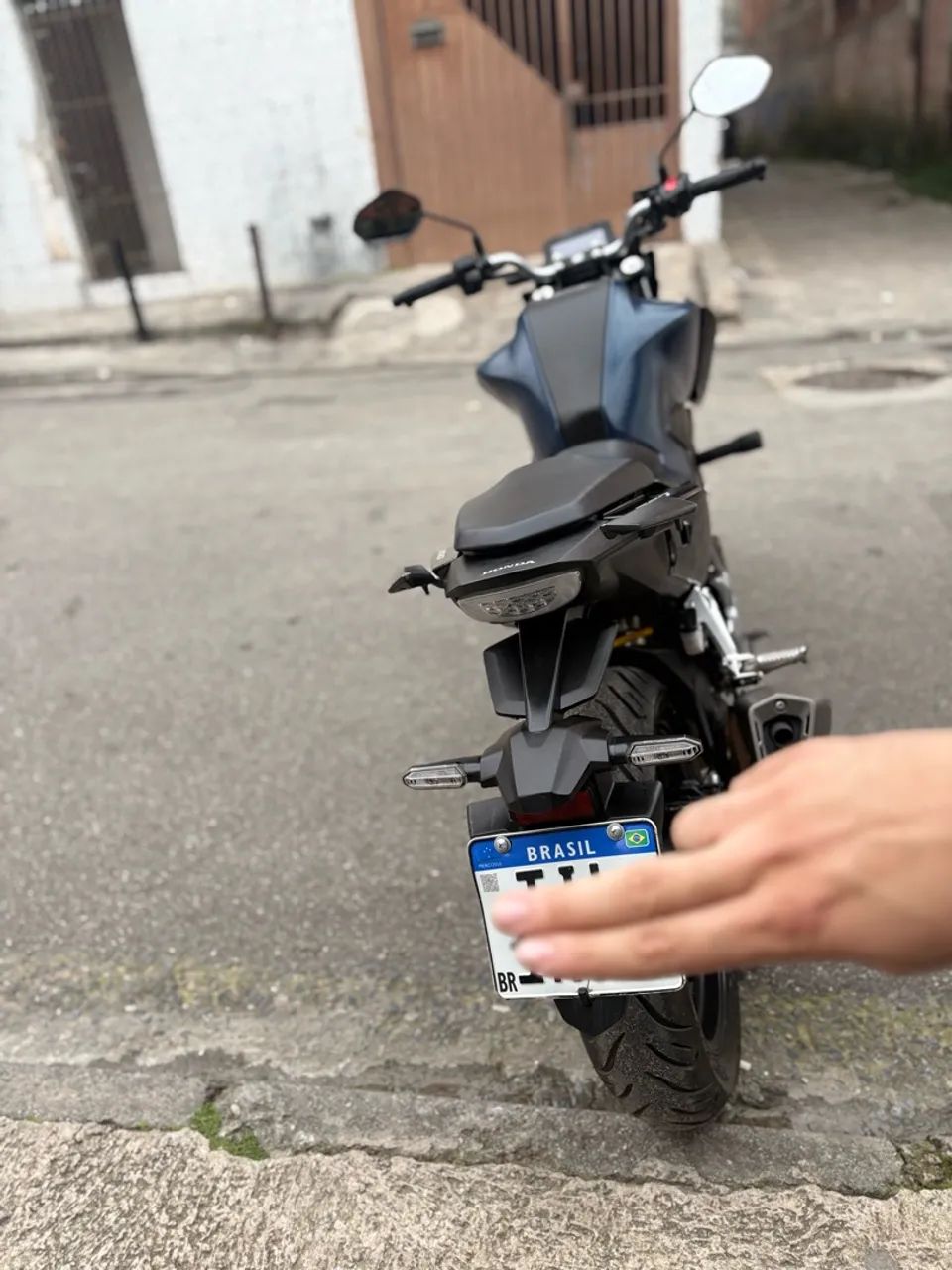 CB300F  - Foto 4