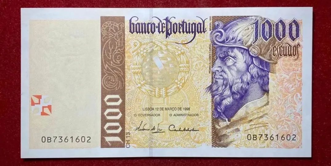 Vendo três cédulas de Escudo Português