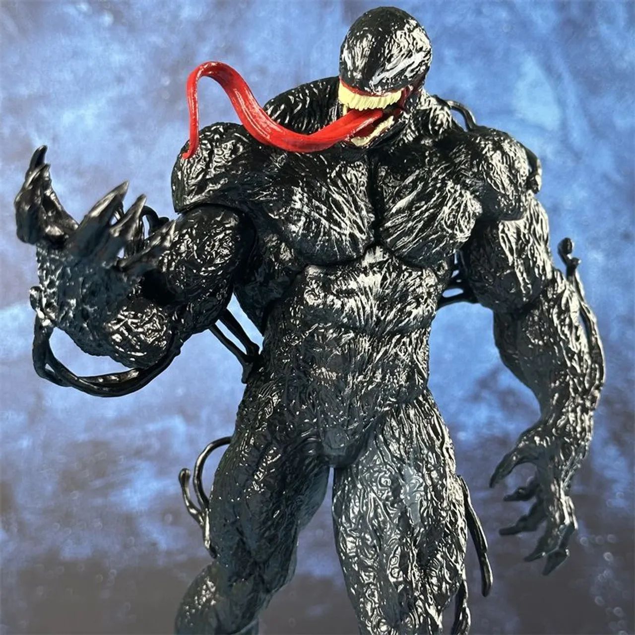 Venom Action Figure 30cm