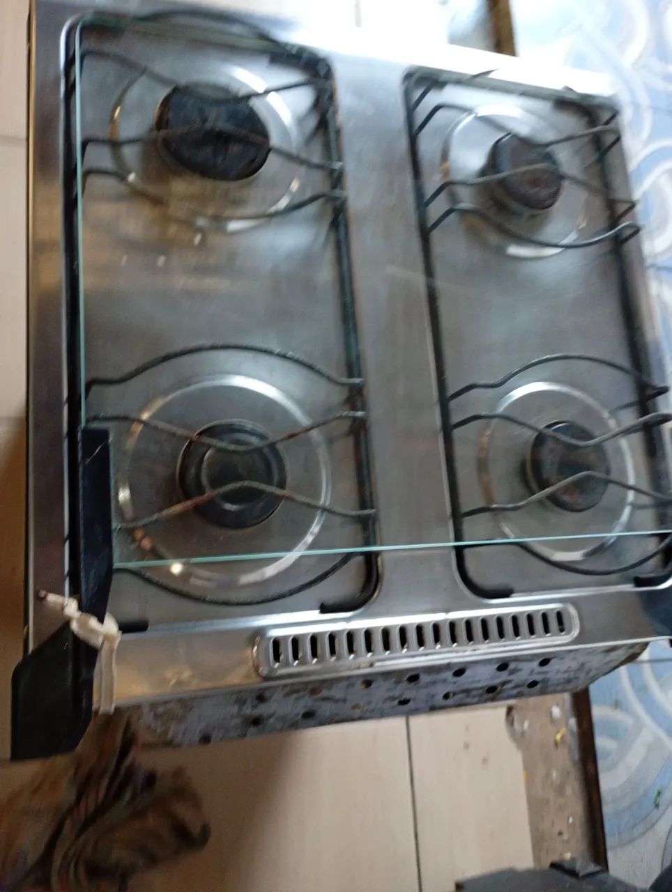 vendo esse fogão de 4 bocas  - Foto 4