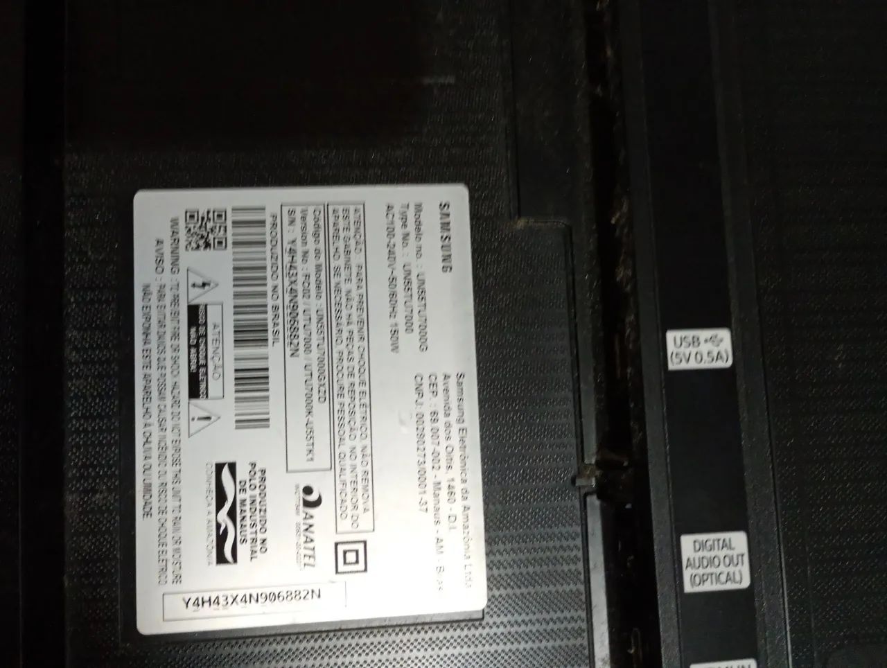 Tv parou de funcionar ficar ligando e desligando 