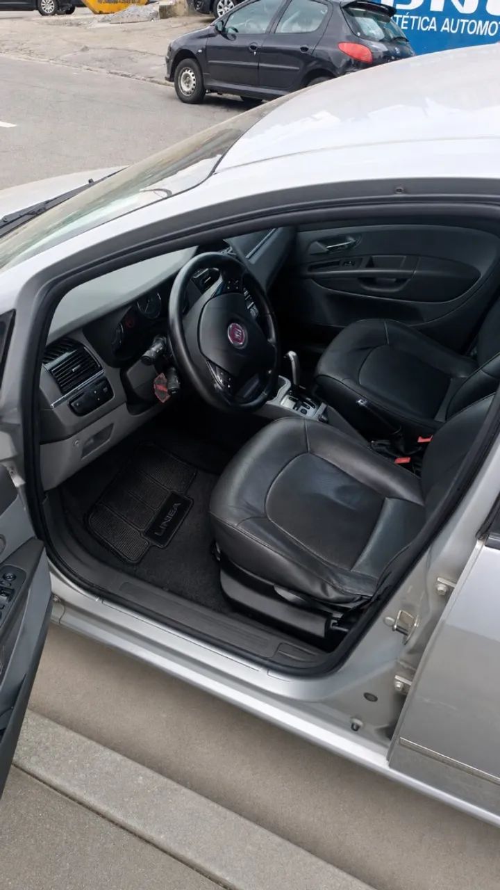 Fiat Linea LINEA ABSOLUTE 1.9/1.8 Flex Dualogic 4p 2011