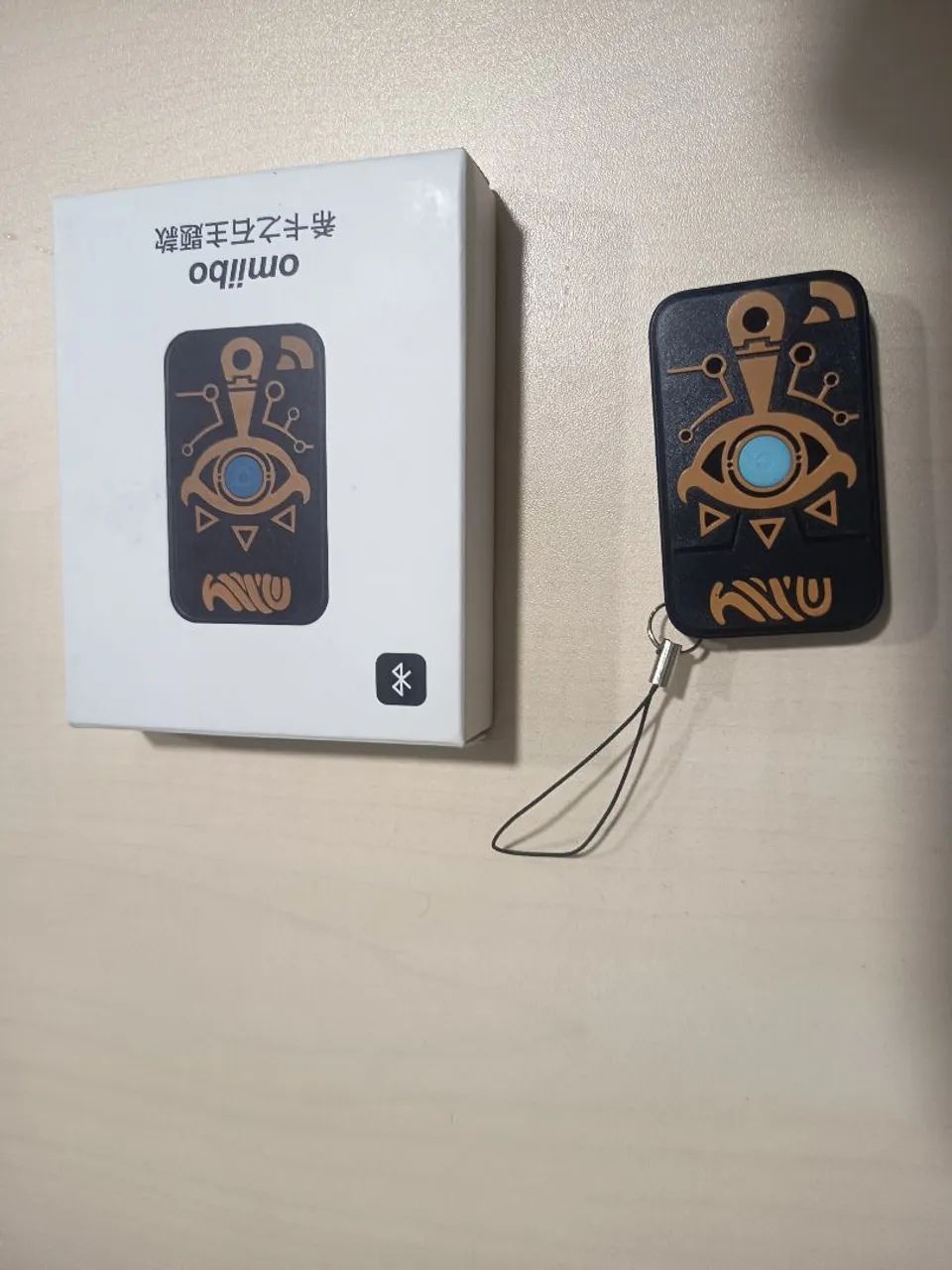 Amiibolink - Chaveiro Sheikah Bluetooth / NFC Universal<br>Amiibo - Todos os Amiibo em 1 Tag