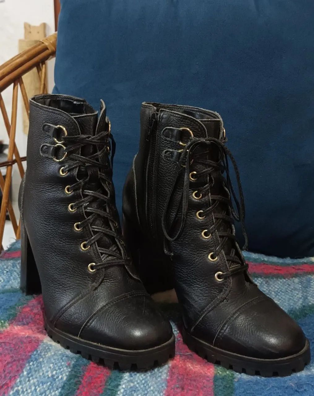 Bota em couro em perfeito estado  - Foto 5