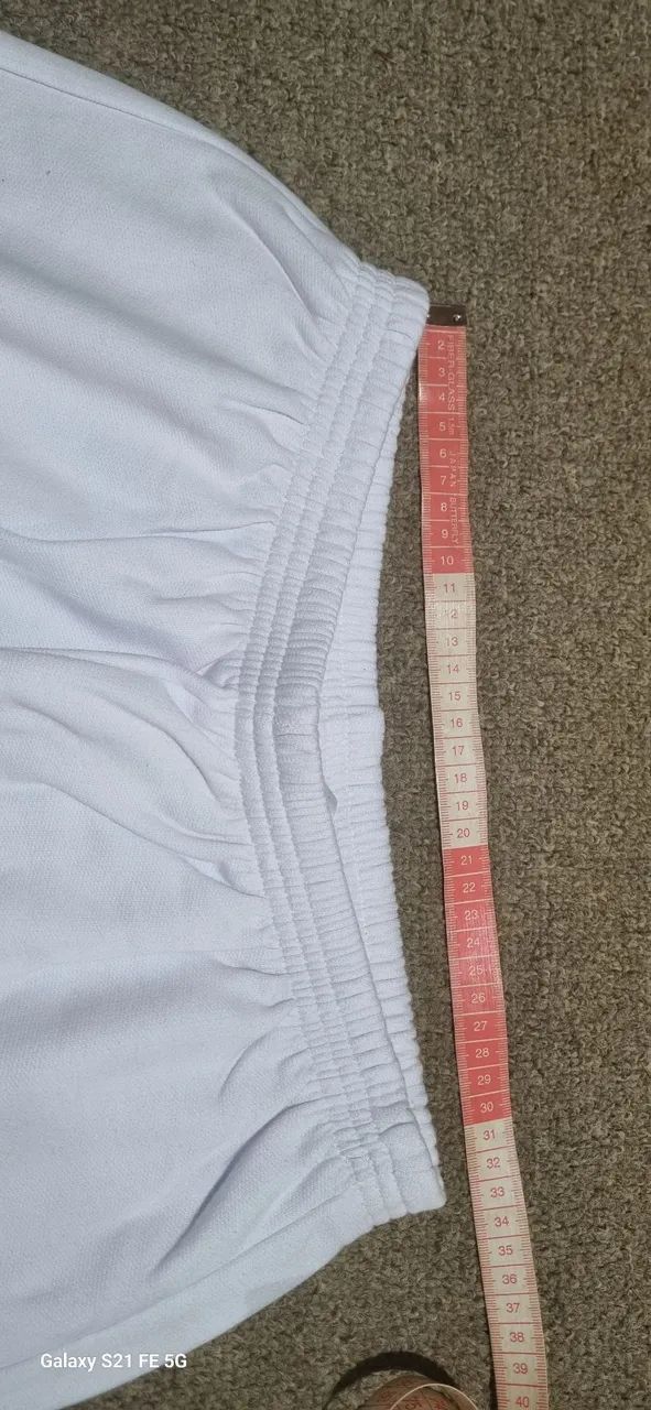 Calça moletom M 100% algodão cintura 32cm sem esticar compr total 103cm - Foto 5