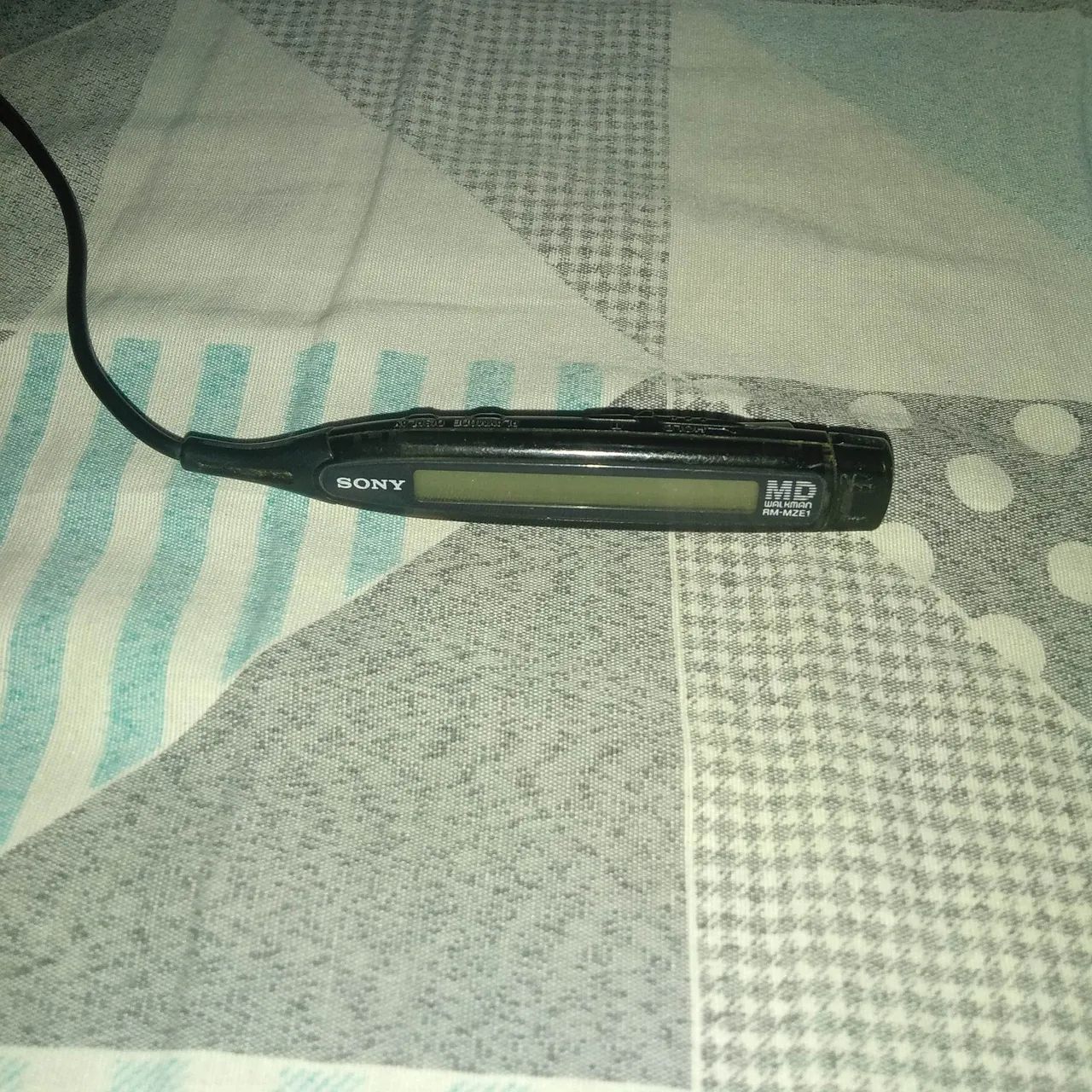 Controle remoto com display LCD RM-MZE1 - Foto 2