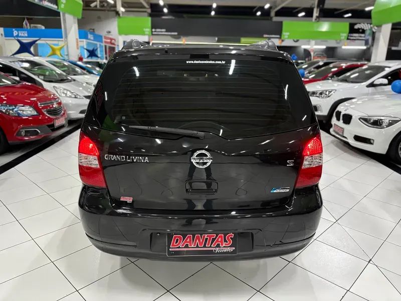 Nissan Livina GRAND S 1.8 16V Flex Fuel Mec., foto 6 de 19