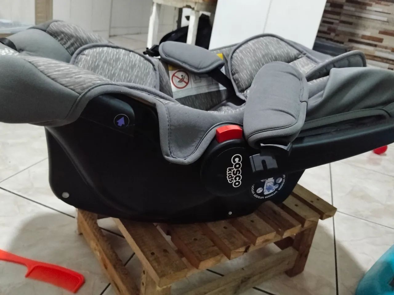 Carrinho de bebe com bebê conforto  - Foto 5