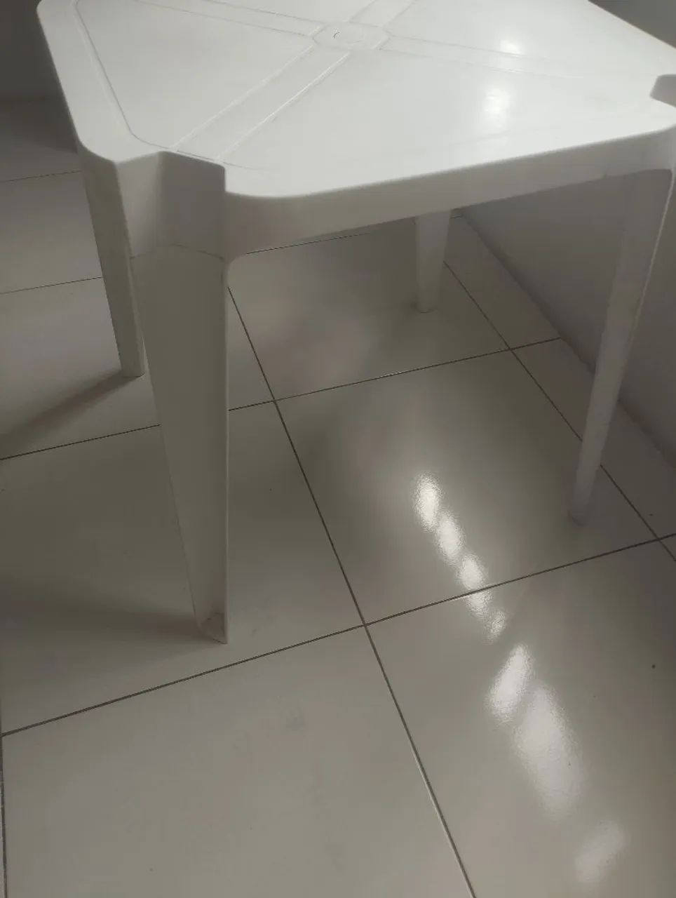 Última Unidade!! Mesa Plástica Branca  - Foto 2