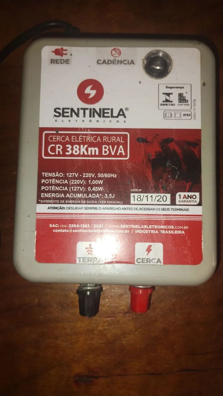 Eletrificador de cercas