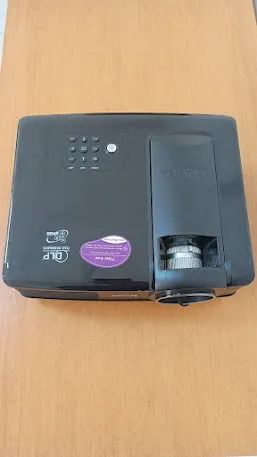 Projetor BenQ MP515 com 81 horas de uso, entrada VGA, sem defeitos ou avaria  - Foto 6