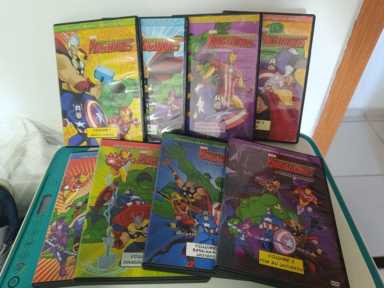 DVD Vingadores - Os heróis mais poderosos da terra - COMPLETO