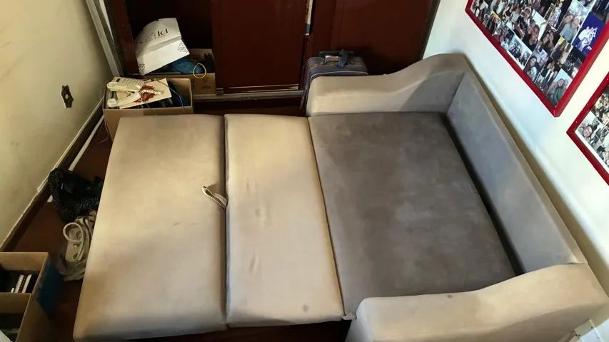 Sofá-cama suede bege - Foto 2