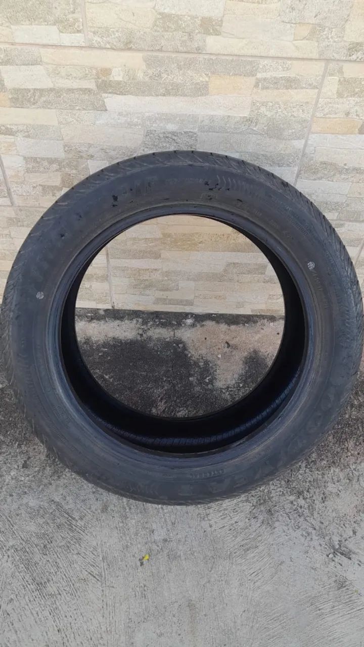 Pneu carro aro 17 - Foto 3