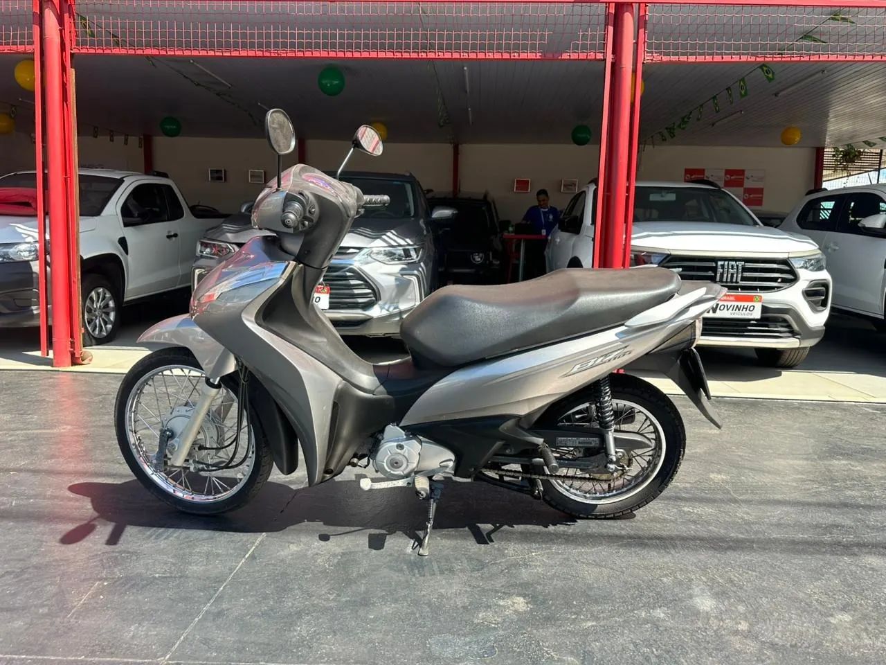 Honda BIZ 110i - Foto 5