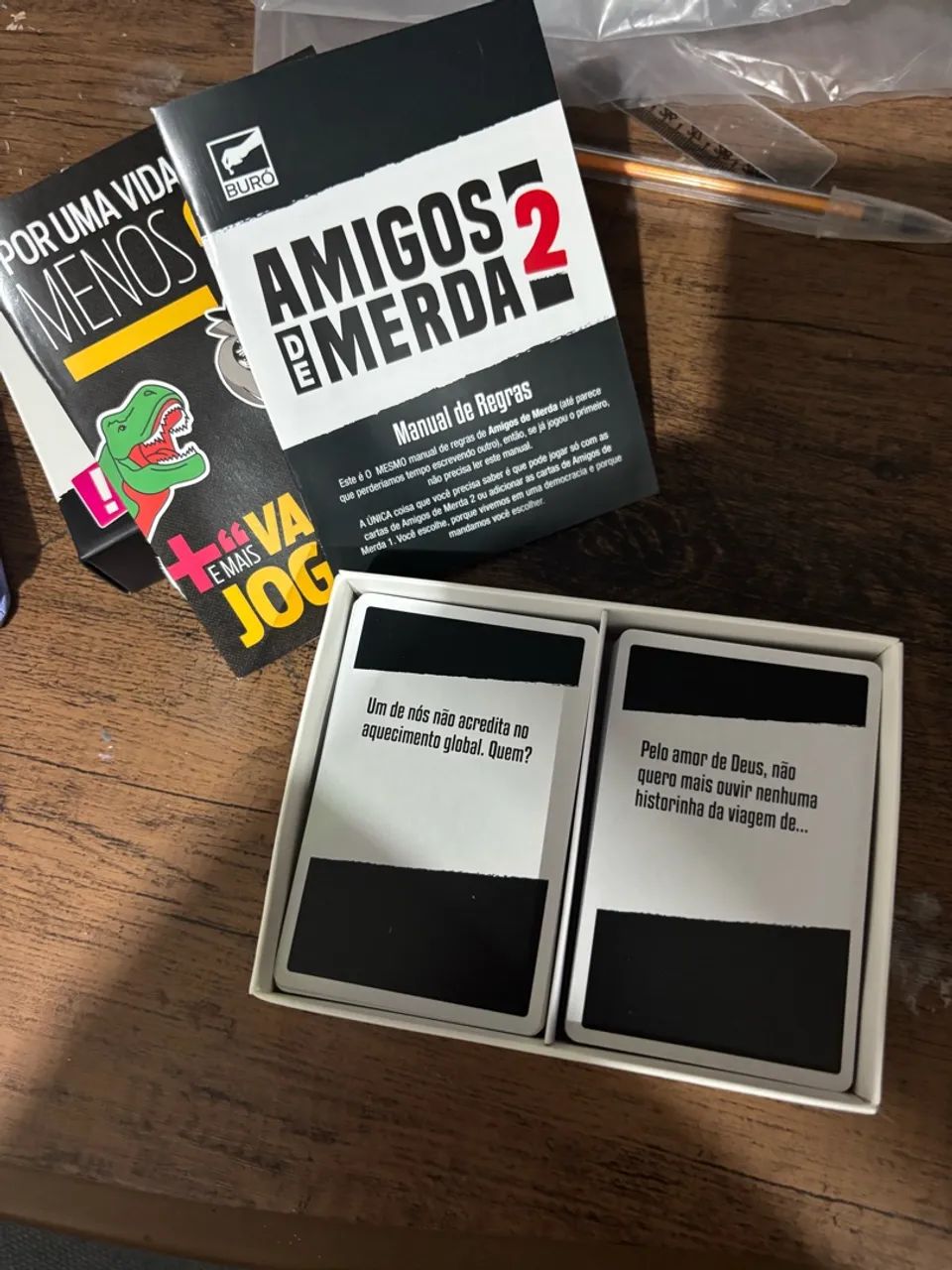 Jogo de cartas Amigos de merd - Foto 2