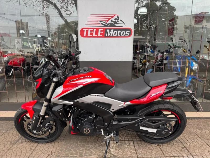 BAJAJ DOMINAR D250 2025 - Foto 2