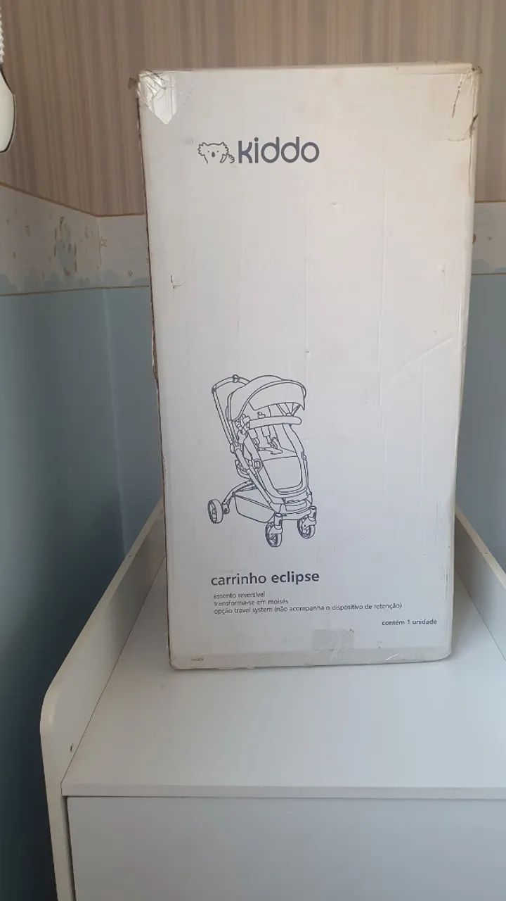 Carrinho Kidoo Eclipse com Bebê conforto