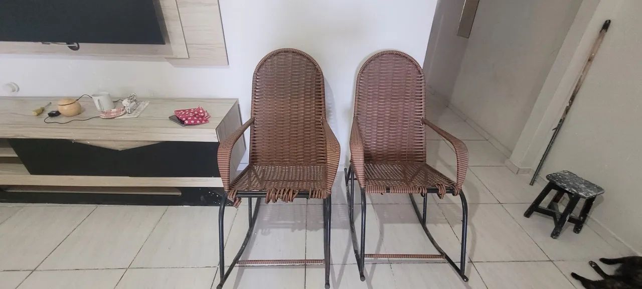 Cadeiras de balanço e rack - Foto 2