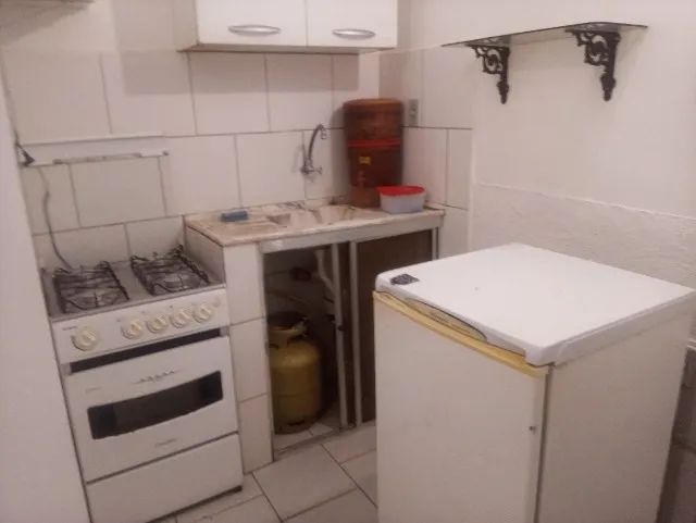 Alugo Kitnet somente para mulher - Foto 2