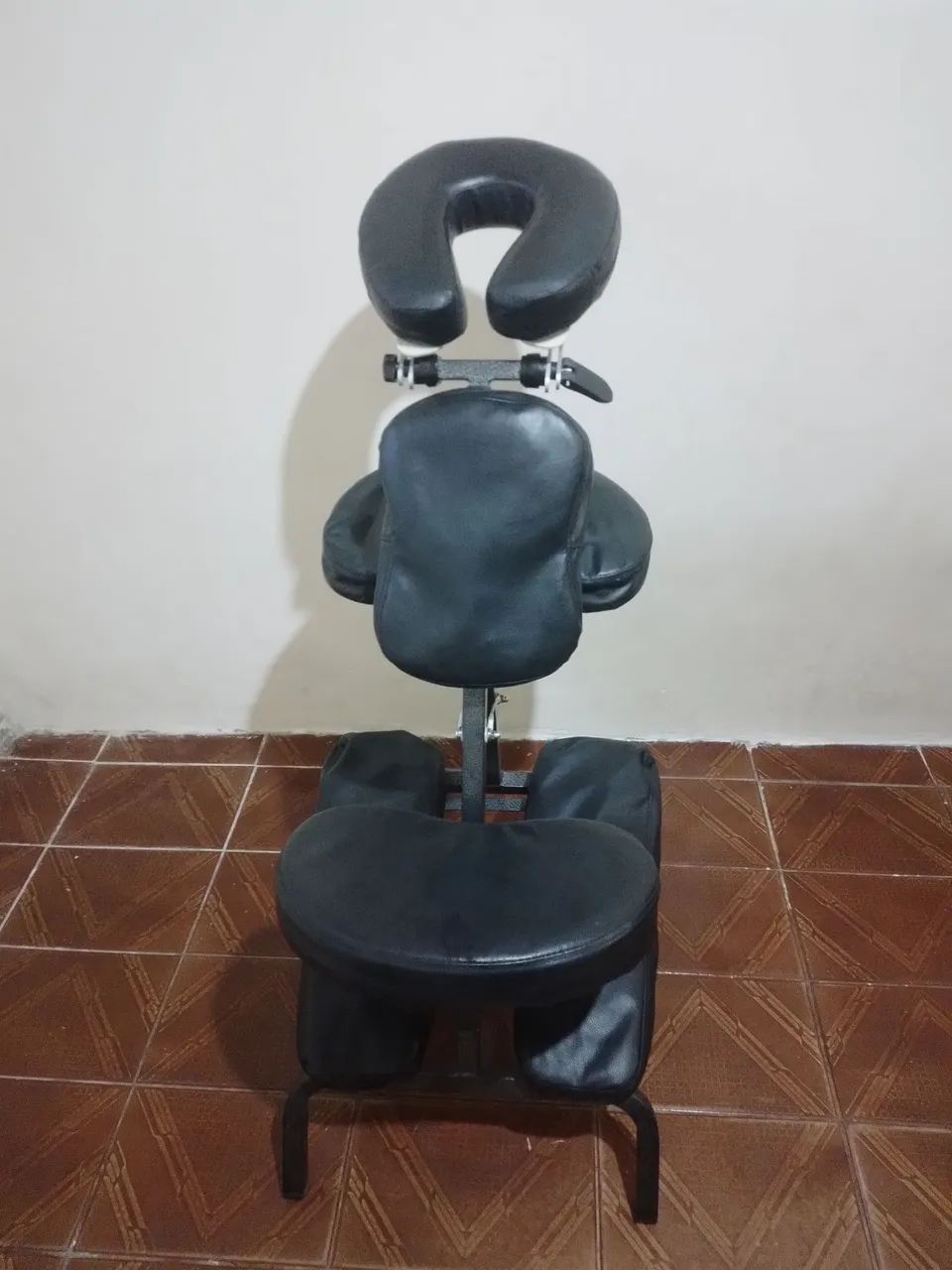 Vendo uma cadeira quick de massage - Foto 3