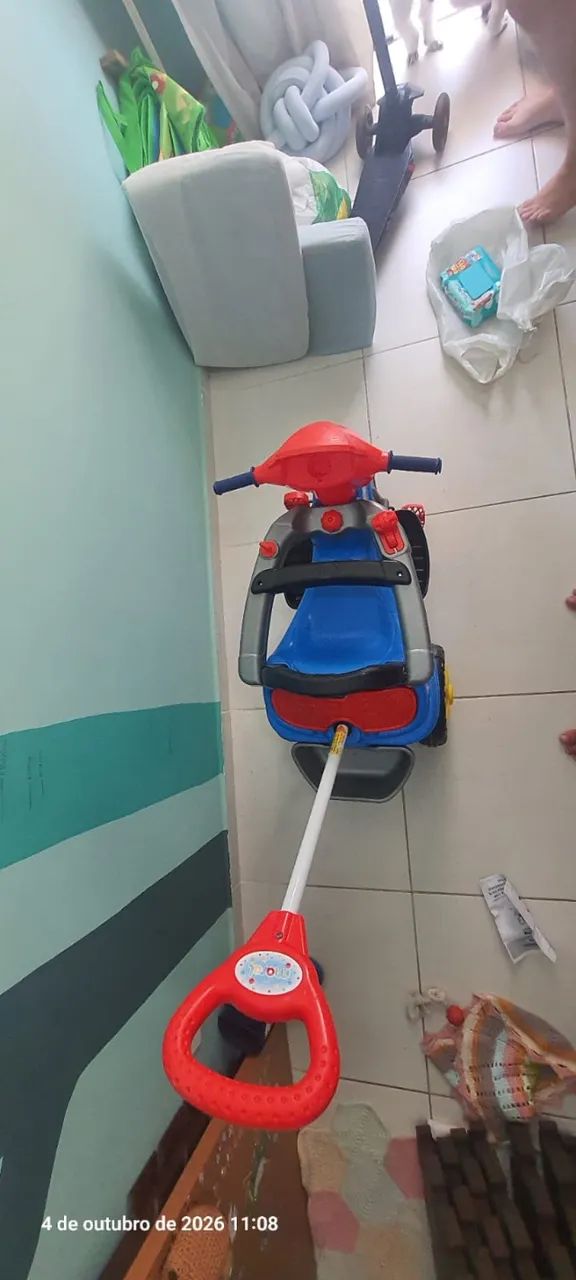 Carrinho de Passeio Infantil com empurrador e pedal Maral - Foto 3