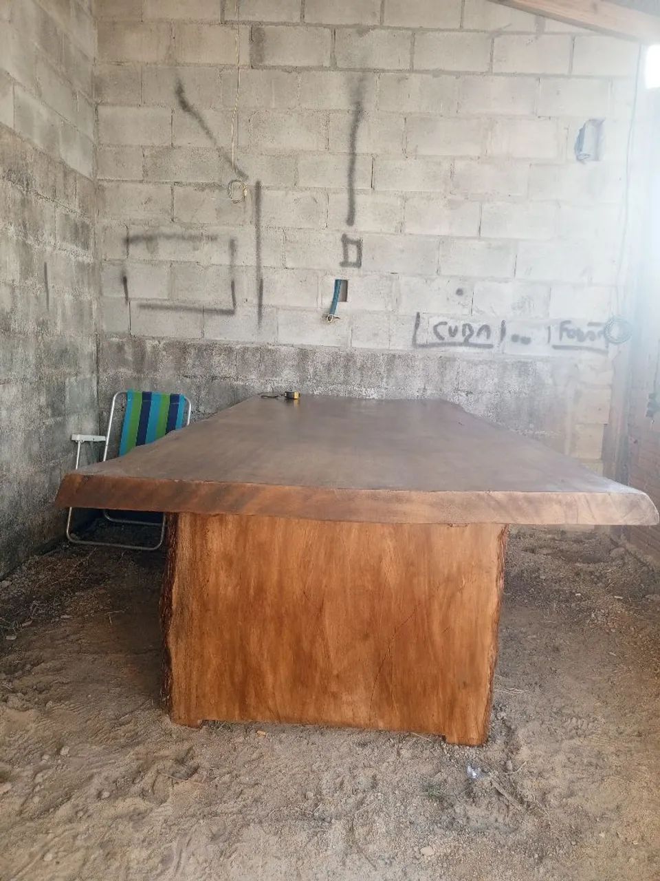 Mesa toda em madeira do norte maciça  - Foto 4