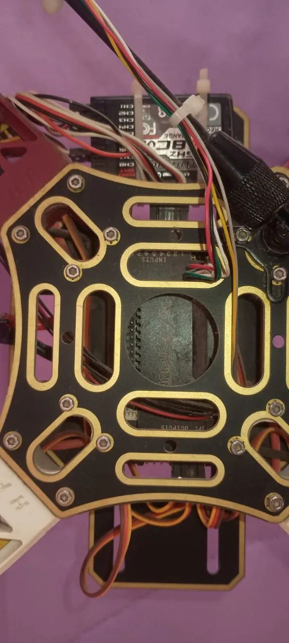Drone F450 Com frame HF controladora Arducopter 2.5 Radio turnigy  e bateria 3S - Foto 2