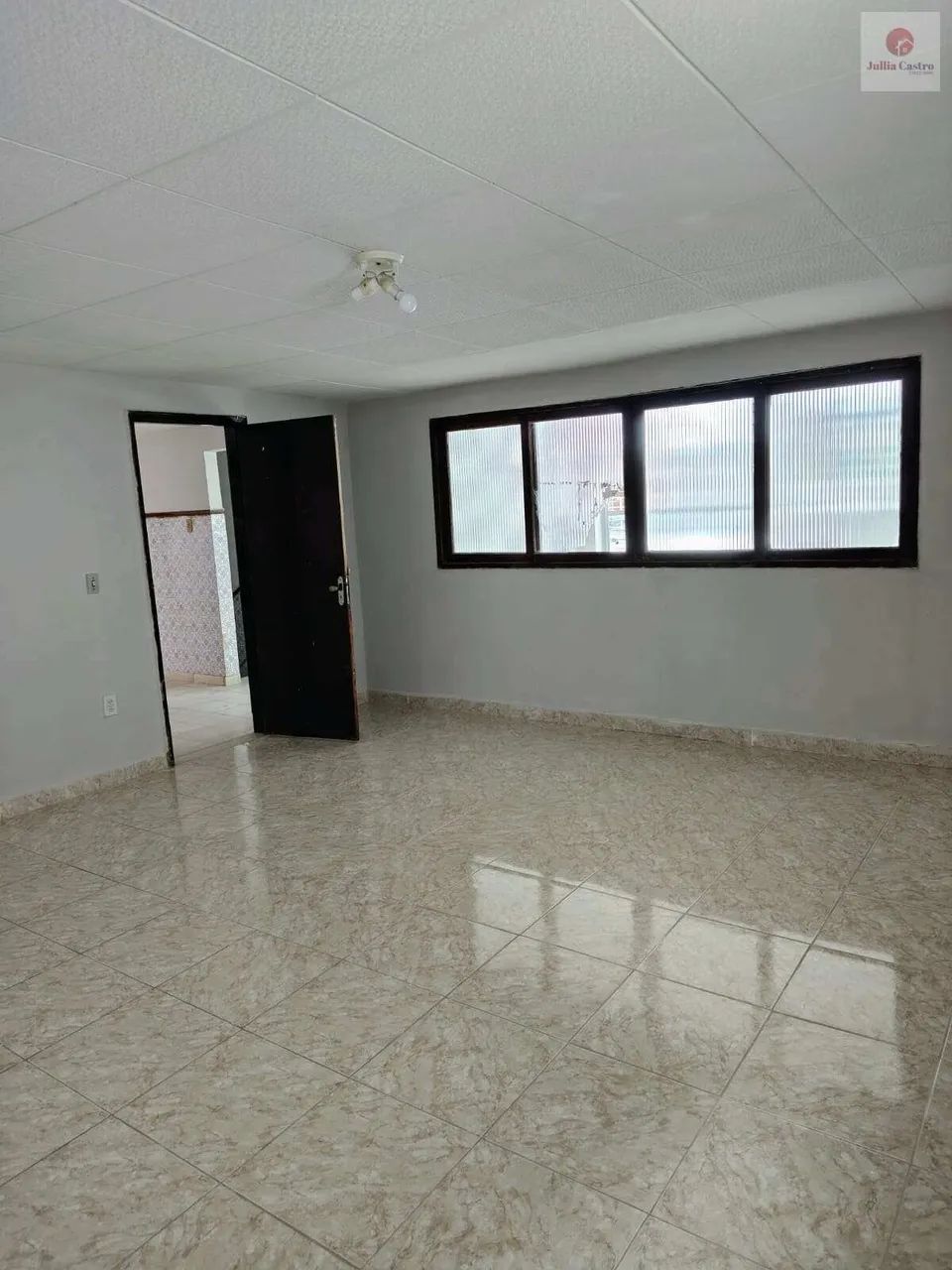 ALUGO ÓTIMA CASA COMERCIAL COM 8 QUARTOS| 1750M² EM SANTO AMARO - RECIFE - Foto 4
