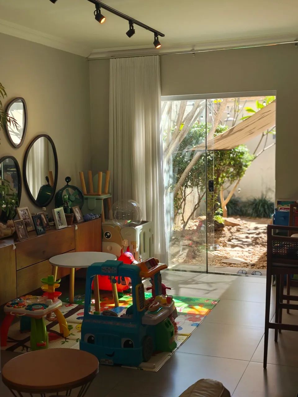 Sobrado em condomínio - 3 quartos com suíte - Foto 2