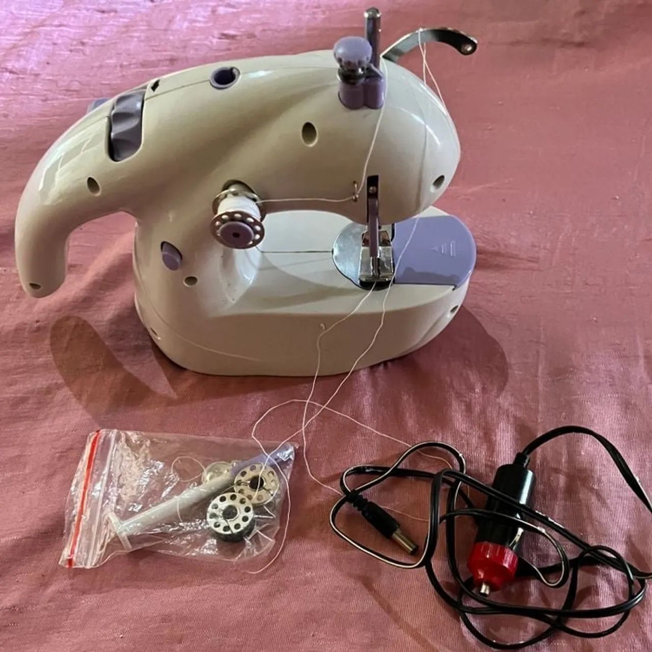 máquina de costura megafort power nova na caixa - Foto 2