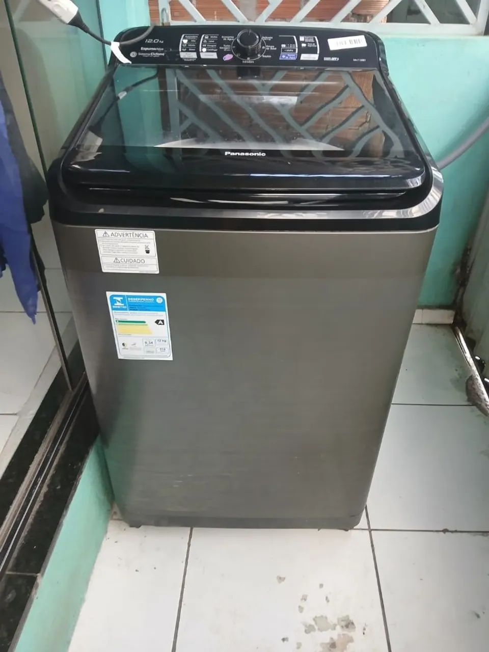 Máquina de lava e secar