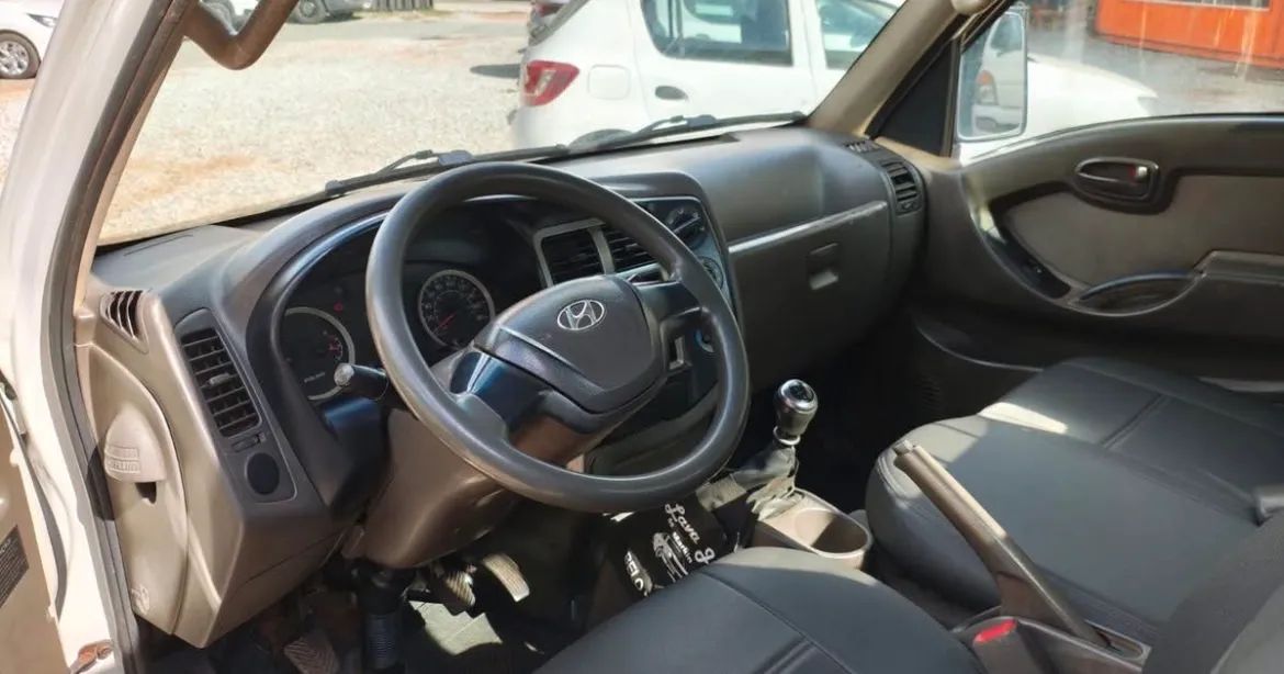 Hyundai HR - Foto 2