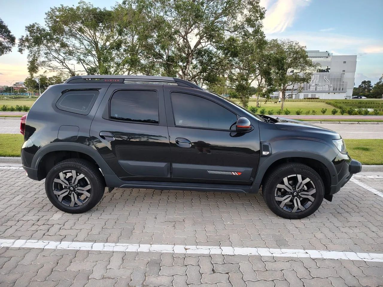 Renault Duster Iconic Plus 1.3 TB 16V Flex Aut. 2025 - Foto 2