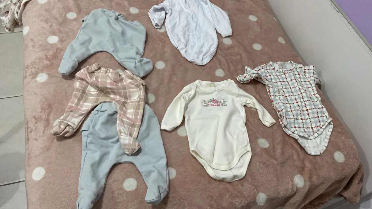 Kit roupas pra bebe RN e P - Foto 2