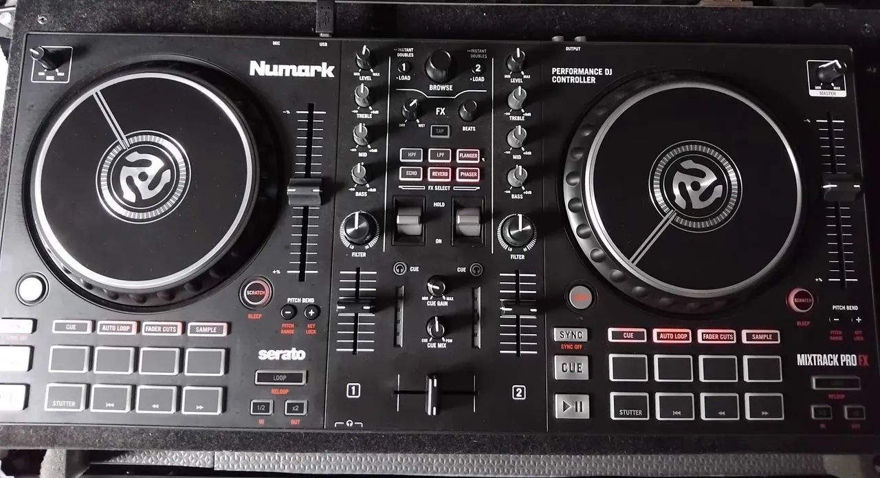 Cobtroladora Numark Pró Fx - Foto 2