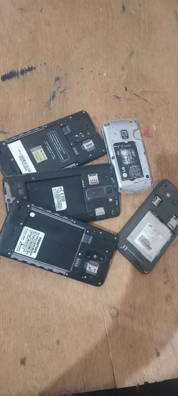 Celulares para retirada de peças ?
