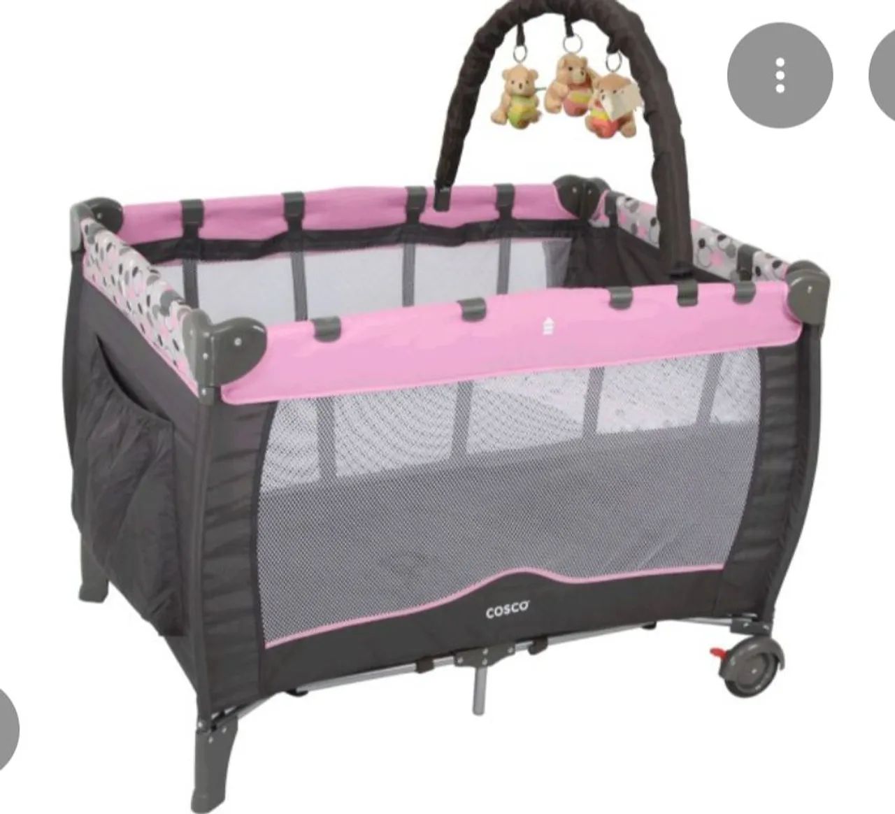 Vendo coisas de bebê carrinho cercado 2 nível roupinhas menina o carrinho cor preto e bege